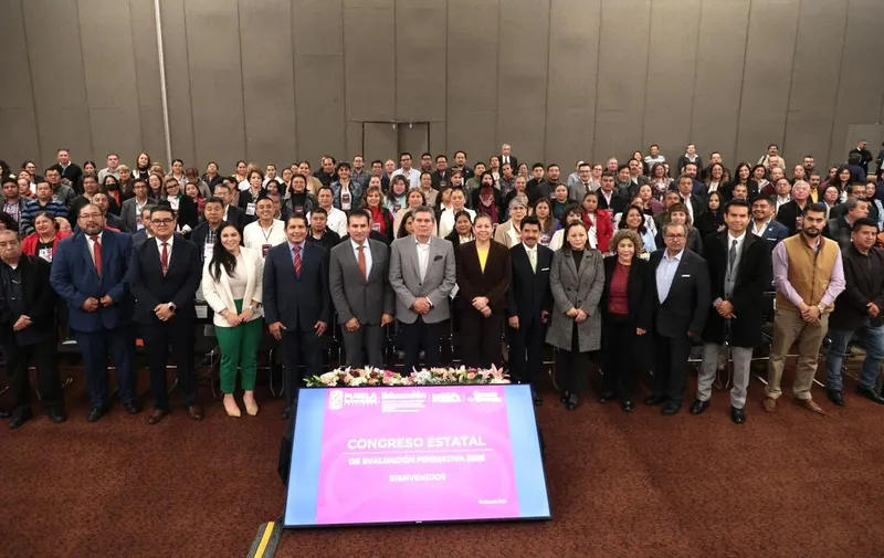 congreso-pue-laura-artemisa-garcia-congreso-estatal-evaluacion-formativa