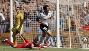 Valencia derrota al Osasuna y se acerca a puestos europeos
