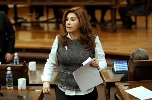 Grupo de Patricia Leal quiere controlar el CCP del Gobierno del Estado