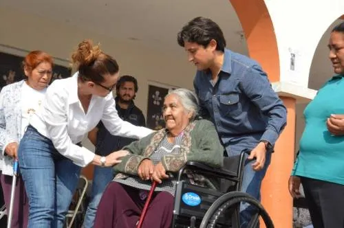 Entrega José Juan Espinosa segunda etapa de 9 sur