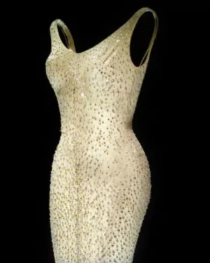 Subastan vestido de Marilyn Monroe en 5 mdd