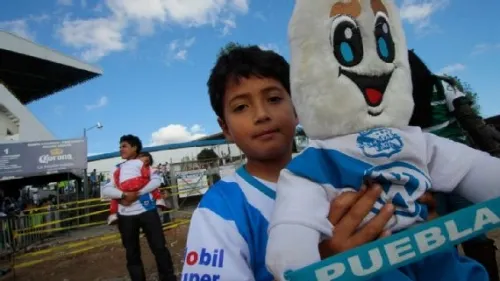Aficionado de Puebla logra cinco mil likes para ver juego en estadio