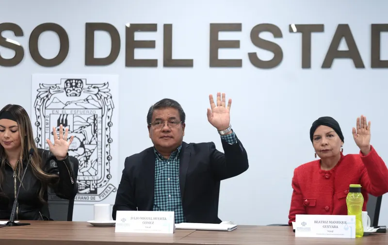 ma-fernanda-de-la-barreda-julio-huerta-beatriz-manrique