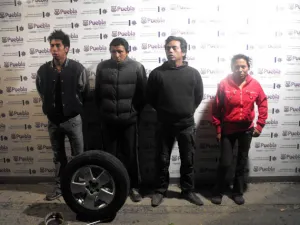Policía Municipal detuvo a presuntos ladrones de autopartes