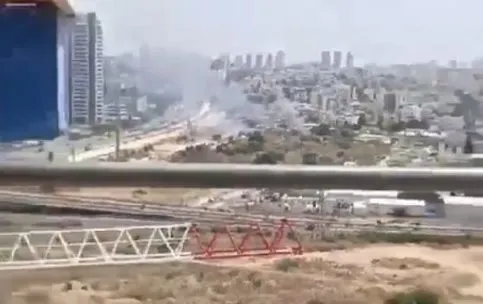 Hamas lanza cohetes contra Tel Aviv en respuesta a bombardeos israelíes