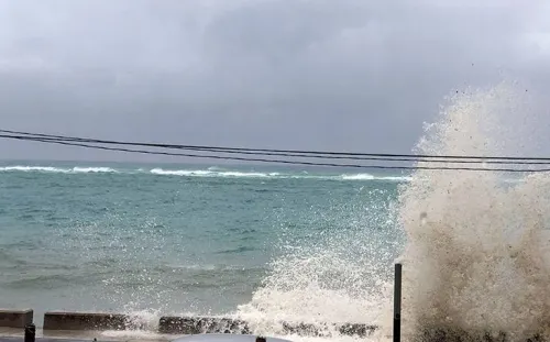 Trasladan a 80 personas a un refugio en las Bahamas por Dorian