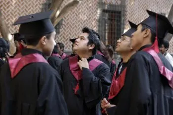 Graduaciones deberán cumplir con protocolos anti Covid-19: SSA