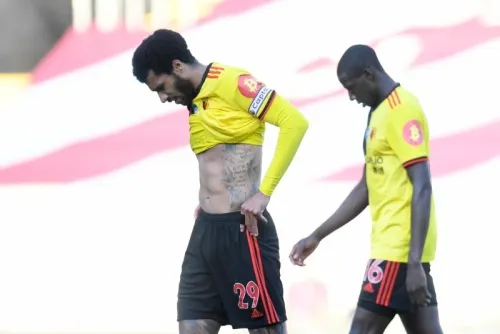 Watford deja a tres jugadores fuera del grupo tras asistir a fiesta de cumpleaños