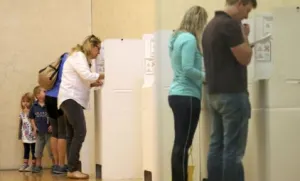 VIDEO: Así el ambiente al arranque de las elecciones en EU
