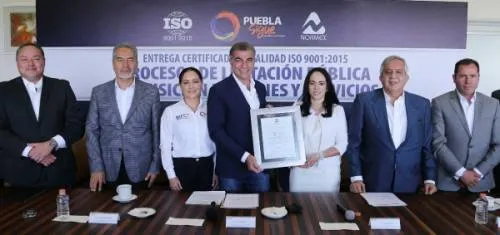Tony Gali recibe certificado de calidad por procesos de licitación pública en adquisición de bienes
