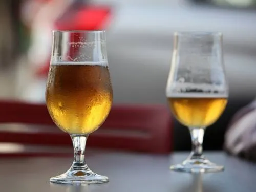 ¿Un sueldo por beber cerveza? Sí, esta cervecera británica busca catadores
