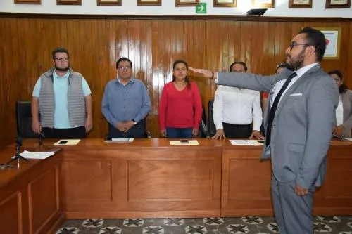 Aprueban regidores de San Pedro Cholula sustitución de Secretario General