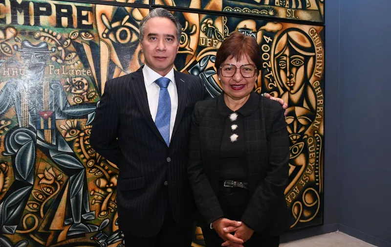 carlos-luna-lilia-cedillo