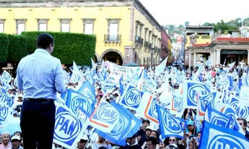 Moreno Valle y la campaña por el PAN