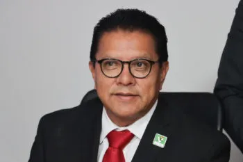 “Lord Cachetadas”: exhiben a diputado Miguel Márquez en altercado en Huauchinango