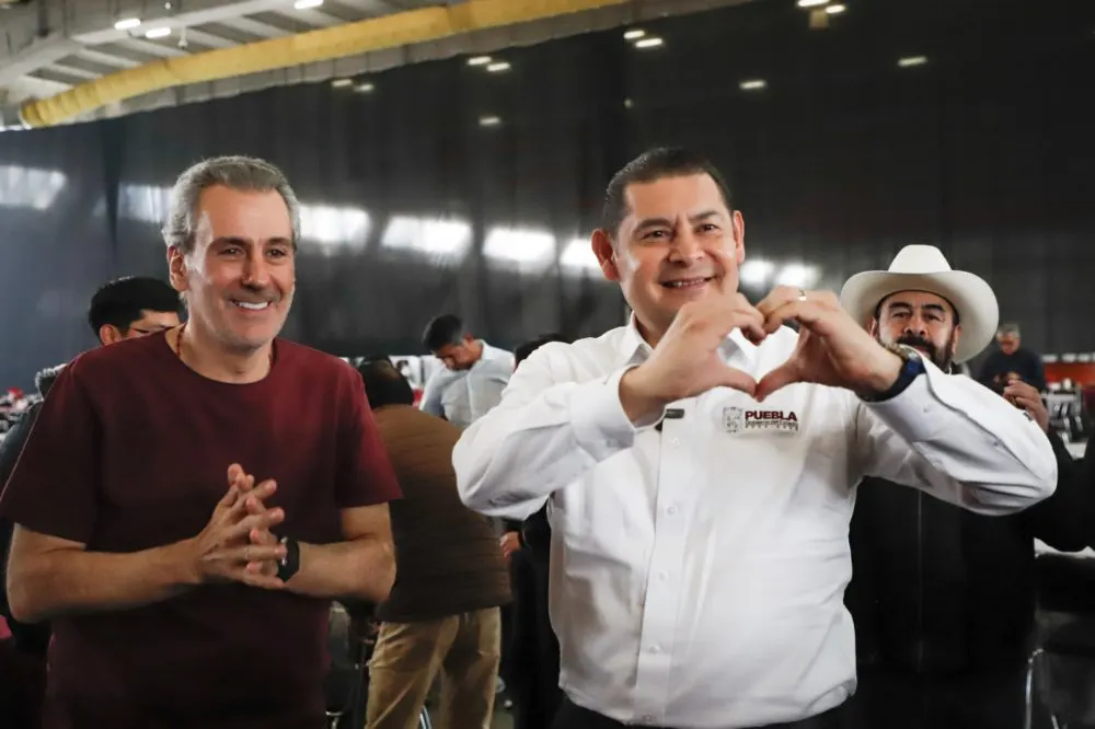 José Chedraui y Alejandro Armenta, presidente municipal y gobernador de Puebla, respectivamente