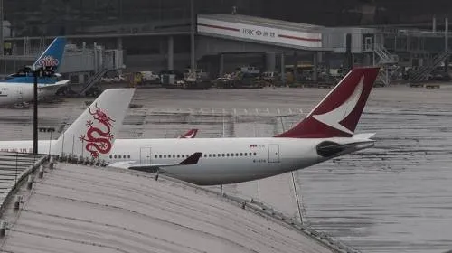 Avión con 317 pasajeros a bordo aterriza de emergencia en Taiwán