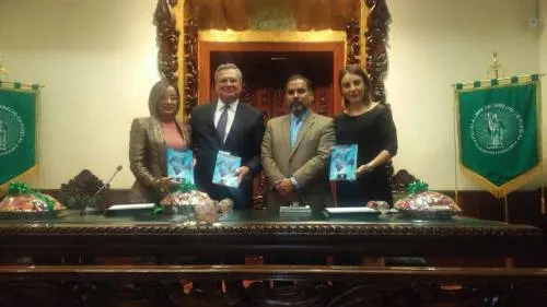Presentan en la ELDP el libro: “Sinopsis de Derecho Internacional Público”