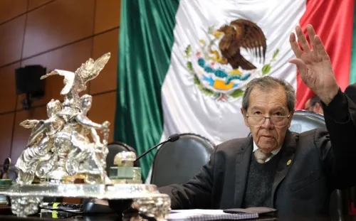 Porfirio Muñoz Ledo va por dirigencia de Morena: “me voy al Guinness”