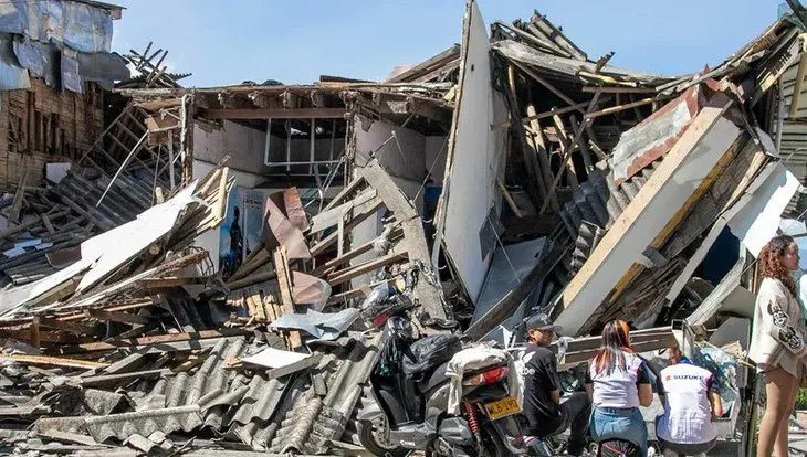 SRE coordina regreso de mexicanos varados en Colombia tras sismo de 7.4