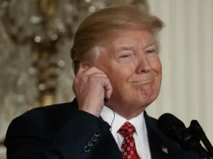 Trump dice que negociará bajo costo del muro