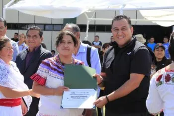 Mujeres indígenas reciben reconocimiento de la UTP por preservar lenguas originarias