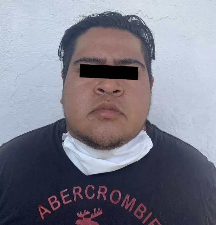 Policía municipal detuvo a hombre por usurpación de funciones