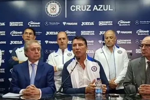 Cruz Azul presenta oficialmente a Siboldi como nuevo DT