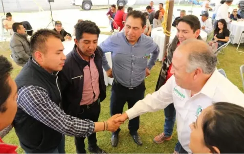 Lorenzo Rivera se reúne con la militancia de Tecali de Herrera y Tzicatlacoyan