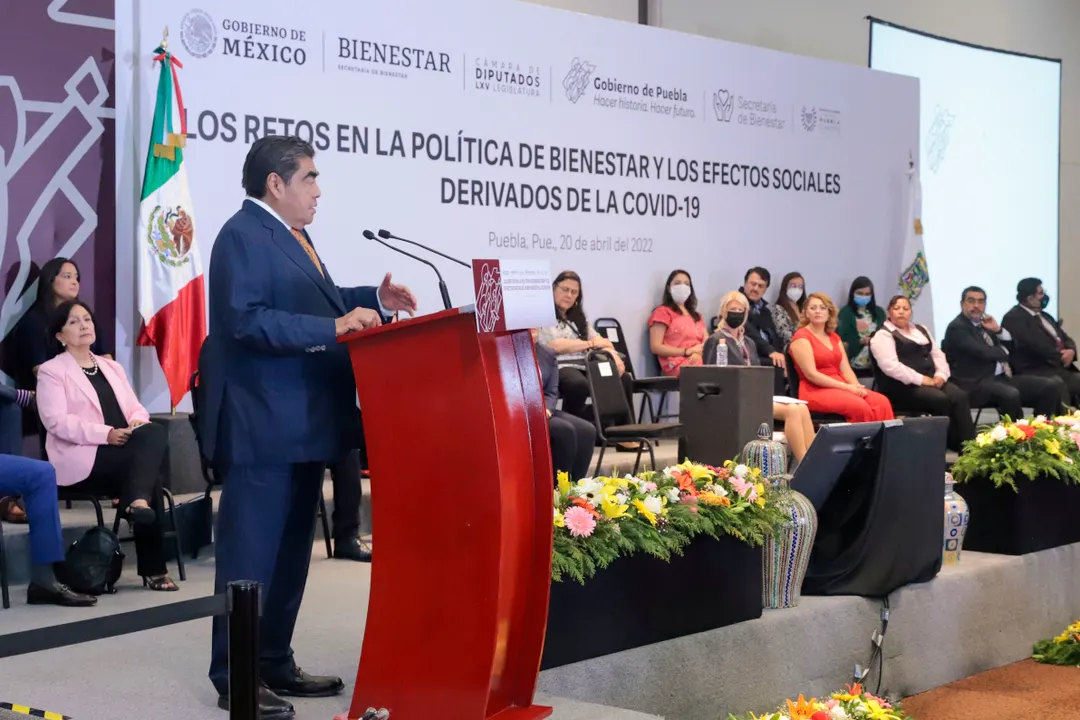 Combate a la desigualdad y pobreza , centro de la actividad gubernamental en Puebla : MBH