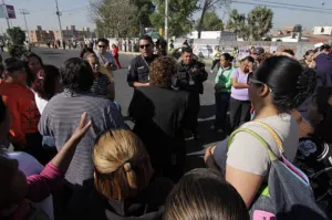 Ruta 33 atropelló a mujer y a menores; chofer fue asegurado en el lugar