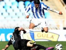 Carlos Vela anota de nuevo; saca empate al Levante