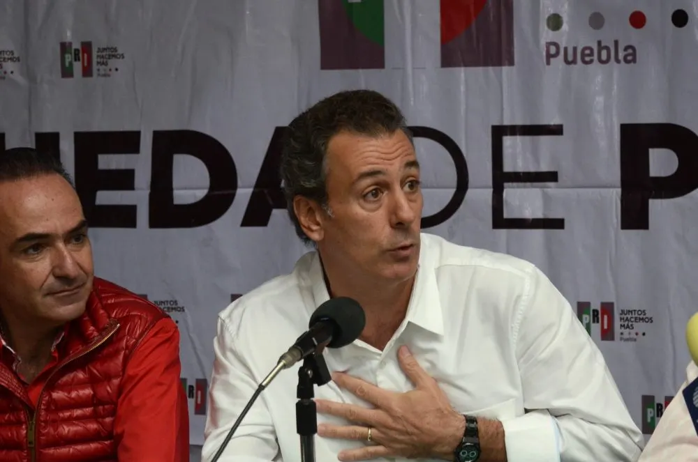 Jorge Estefan Chiriac y José Chedraui encabezaron la rueda de prensa de la dirigencia del PRI