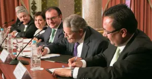 Convenio entre Registro de Vivienda y bancos ampliará oferta de casas
