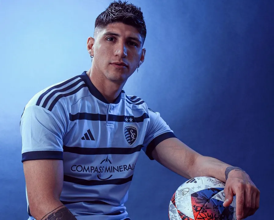 Alan Pulido
