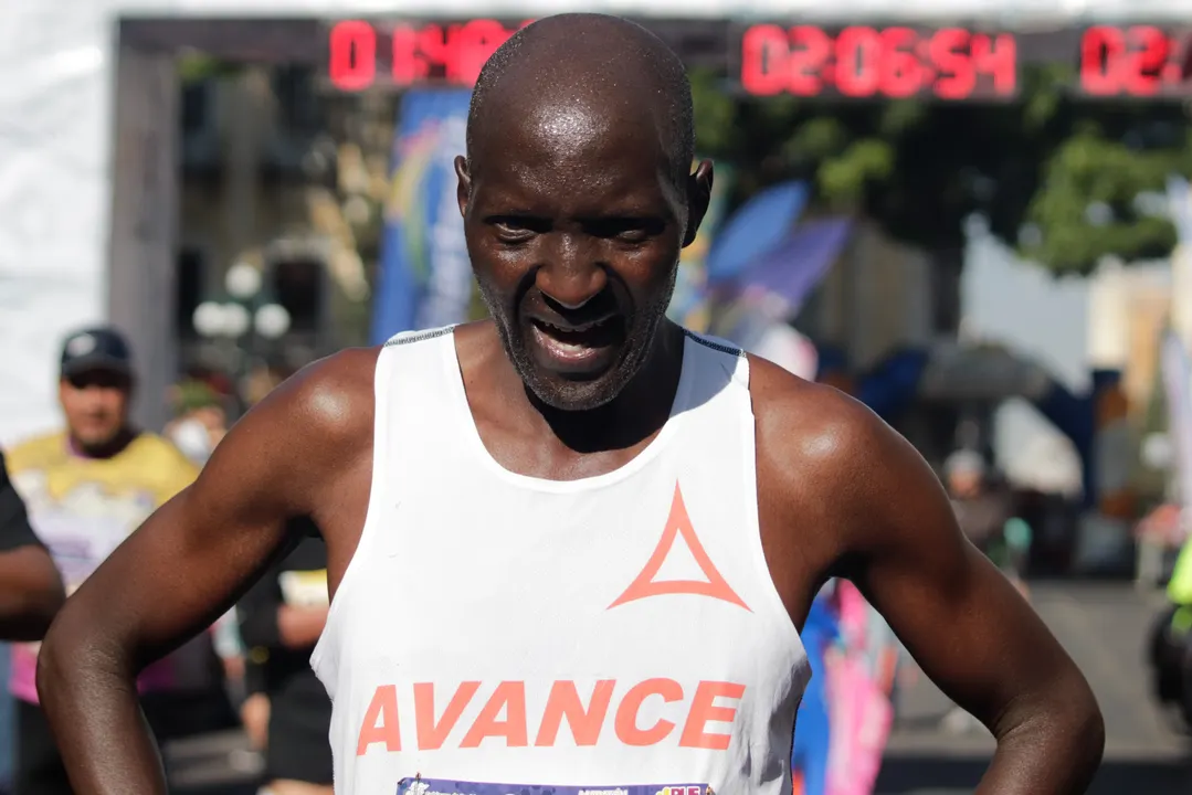 Atletas de Kenia dominan el Maratón de Puebla 2022