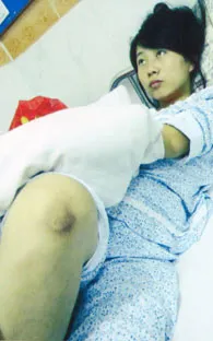 China paga 11 mil dólares a mujer que obligó a abortar