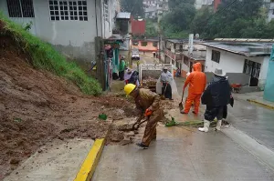 Se desploma vivienda en Teziutlán