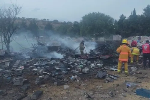Al menos cinco heridos y dos muertos tras explosión en polvorín de Tultepec