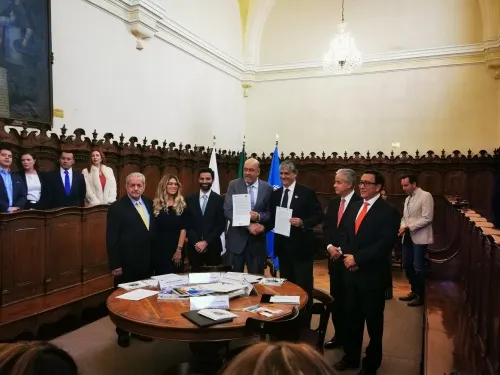Armando Prida Huerta, presidente de ExE, signa carta compromiso con ONU
