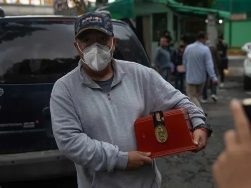 Repatriarán cenizas de 700 mexicanos muertos por Covid en NY