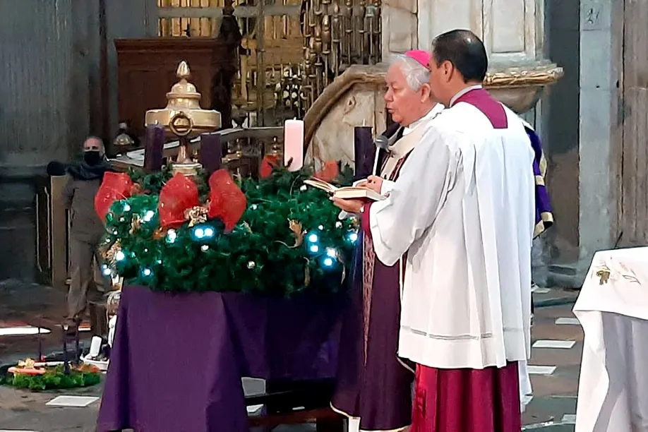Arzobispo Pue Misa Adviento