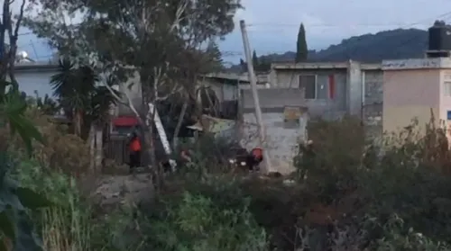 Hallan cuerpo de hombre en barranca de Amozoc