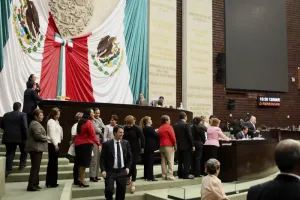 Presentan en San Lázaro iniciativa para modificar IVA fronterizo