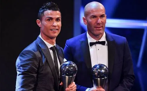 Zinedine Zidane llegaría a la Juventus en octubre