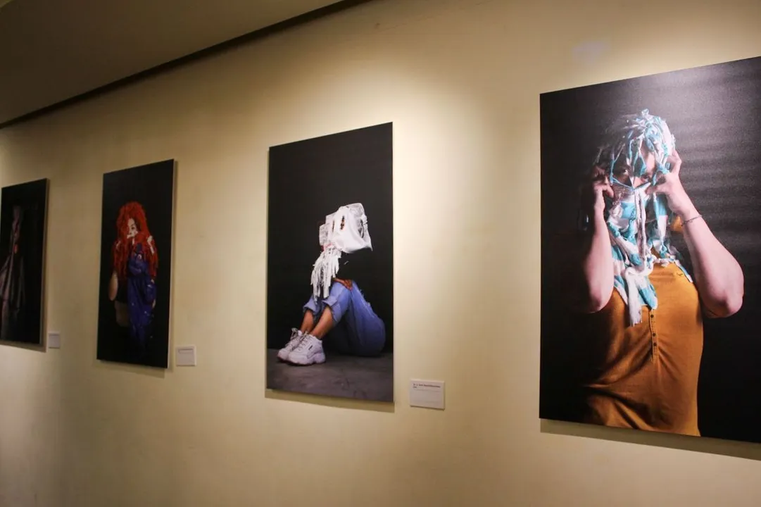 Aqueldiayovestia Exposicion Teatro De La Ciudad