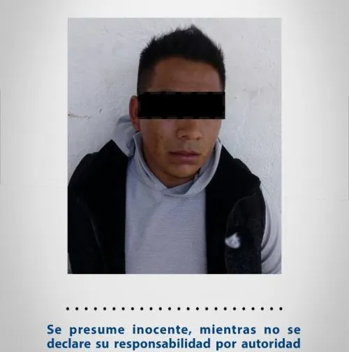Derivado del operativo pasajero seguro, policía municipal detiene a dos personas
