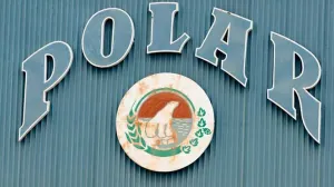 Polar, la mayor cervecera en Venezuela detiene su producción