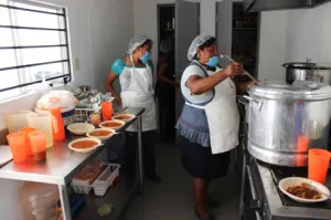 Unidades Móviles Alimentarias trabajan a favor de las familias de la capital