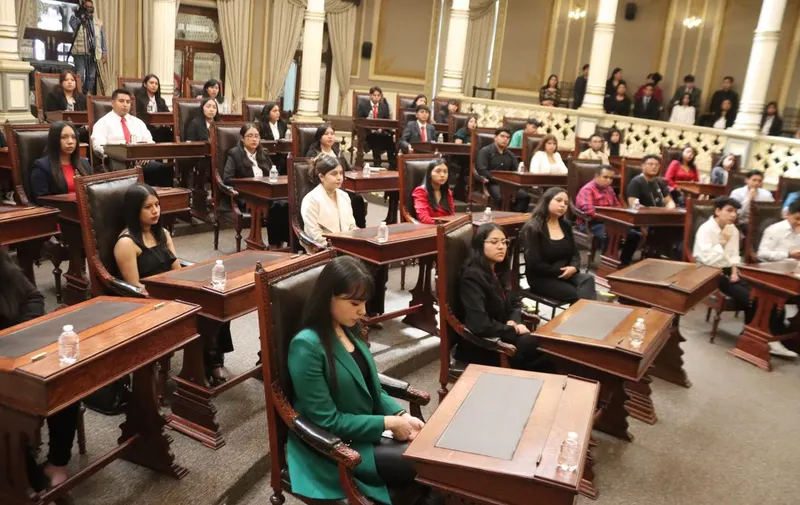 congreso-puebla-visita-estudiantes-buap-uaem
